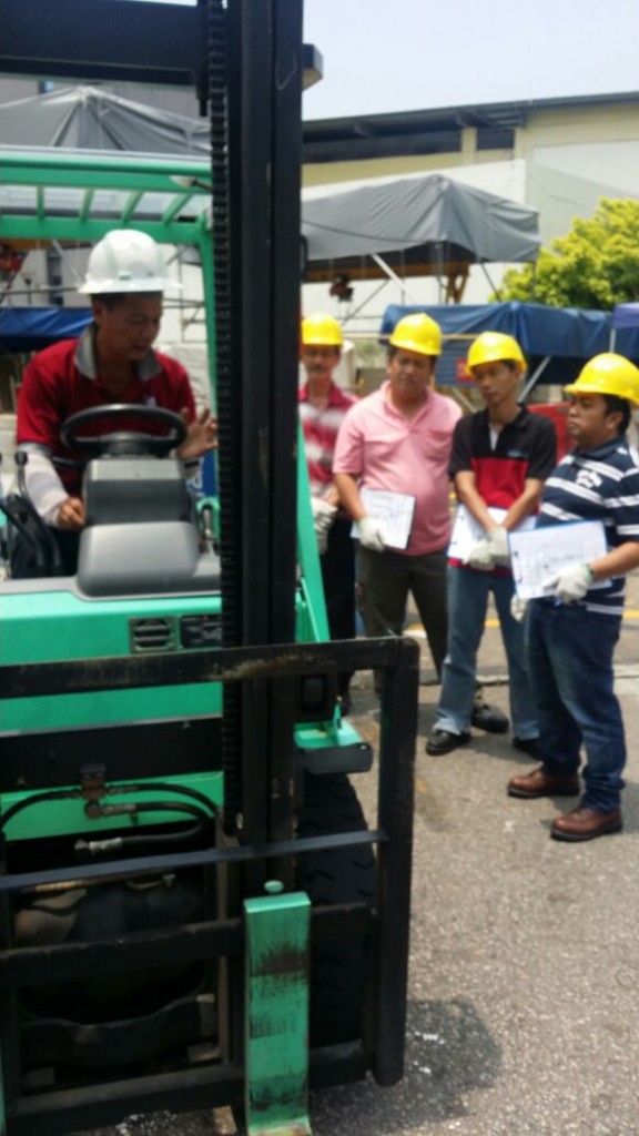 WSQ Operate Forklift Courses