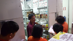 perform stock control