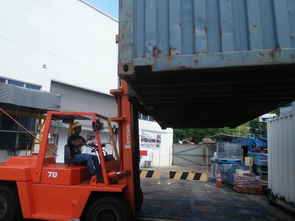 Best Heavy Forklift Course Singapore With Aat Training Hub Pte Ltd